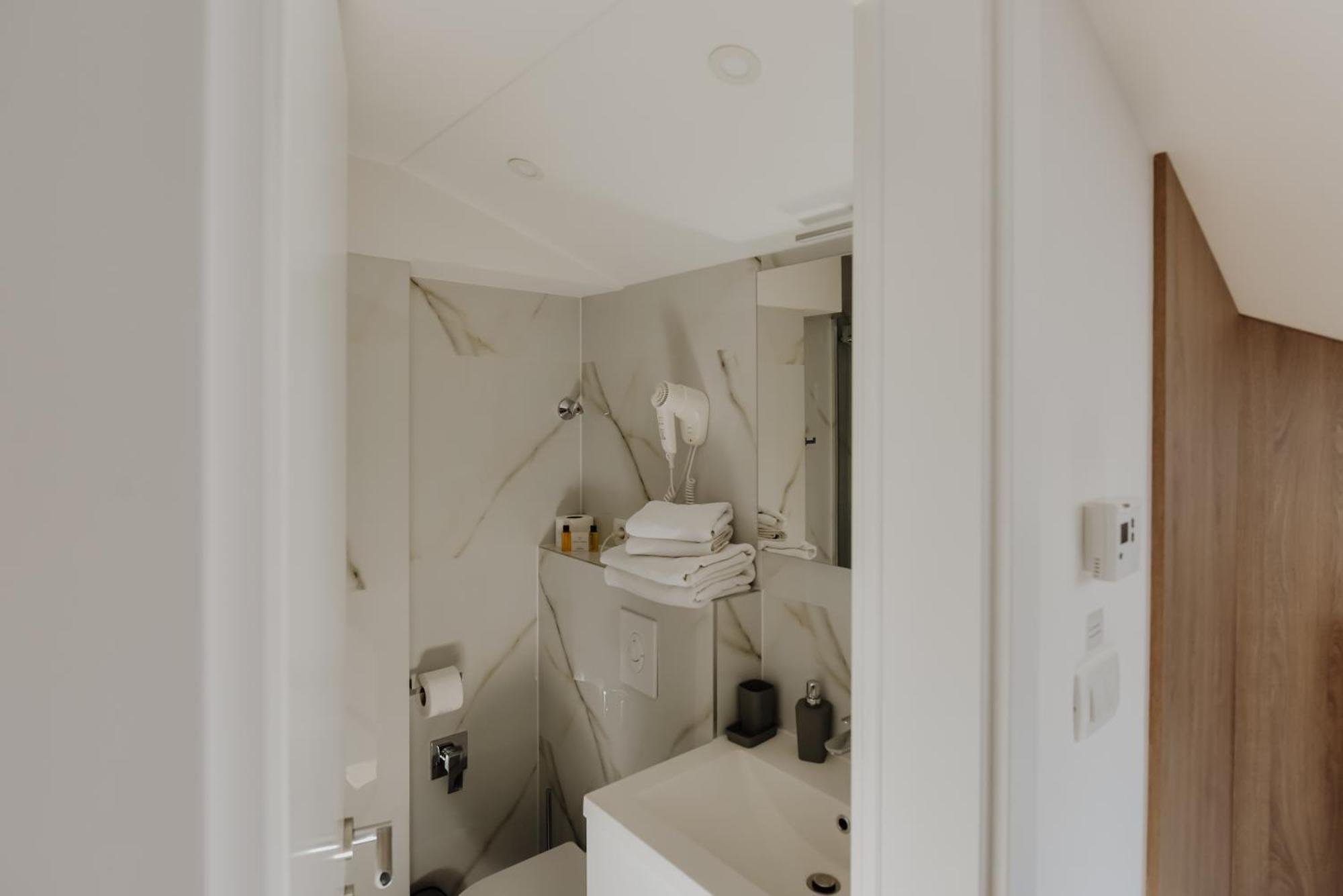 Lux City Apartments & Rooms Szarajevó Kültér fotó